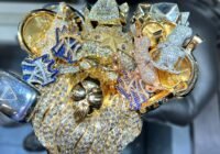 TRAXNYC REVIEWS GOLD COINS, DIAMOND PLAY BUTTONS, LION HEADS & MORE